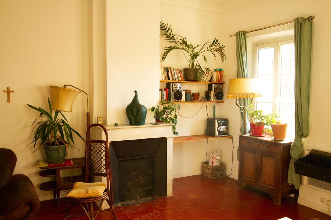Jolie Chambre Dans Appartement Cosy En Plein Centre Marseilles Buitenkant foto